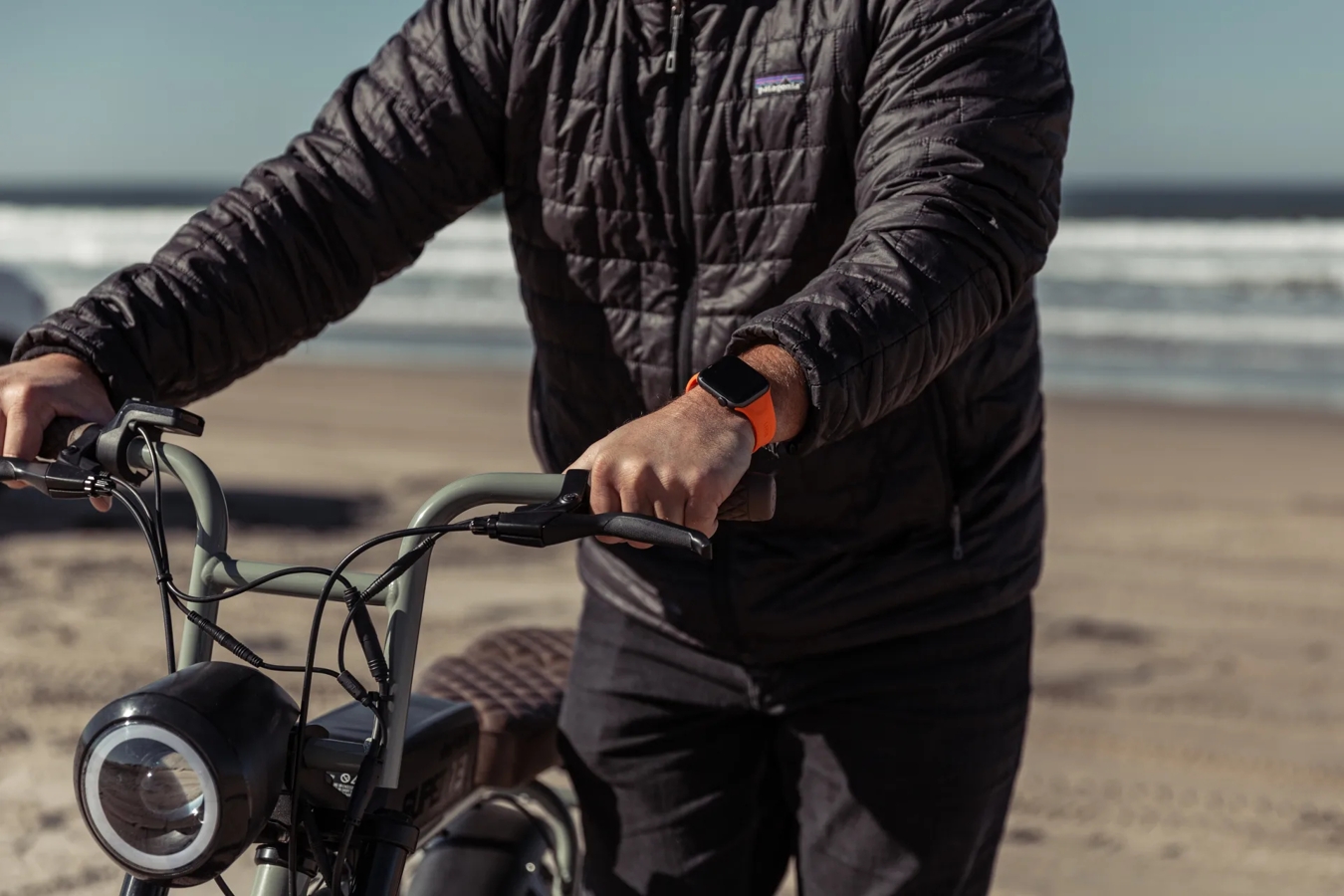 1_uag_scout_strap_apple_watch_ultra_2_ultra_46_45_44mm