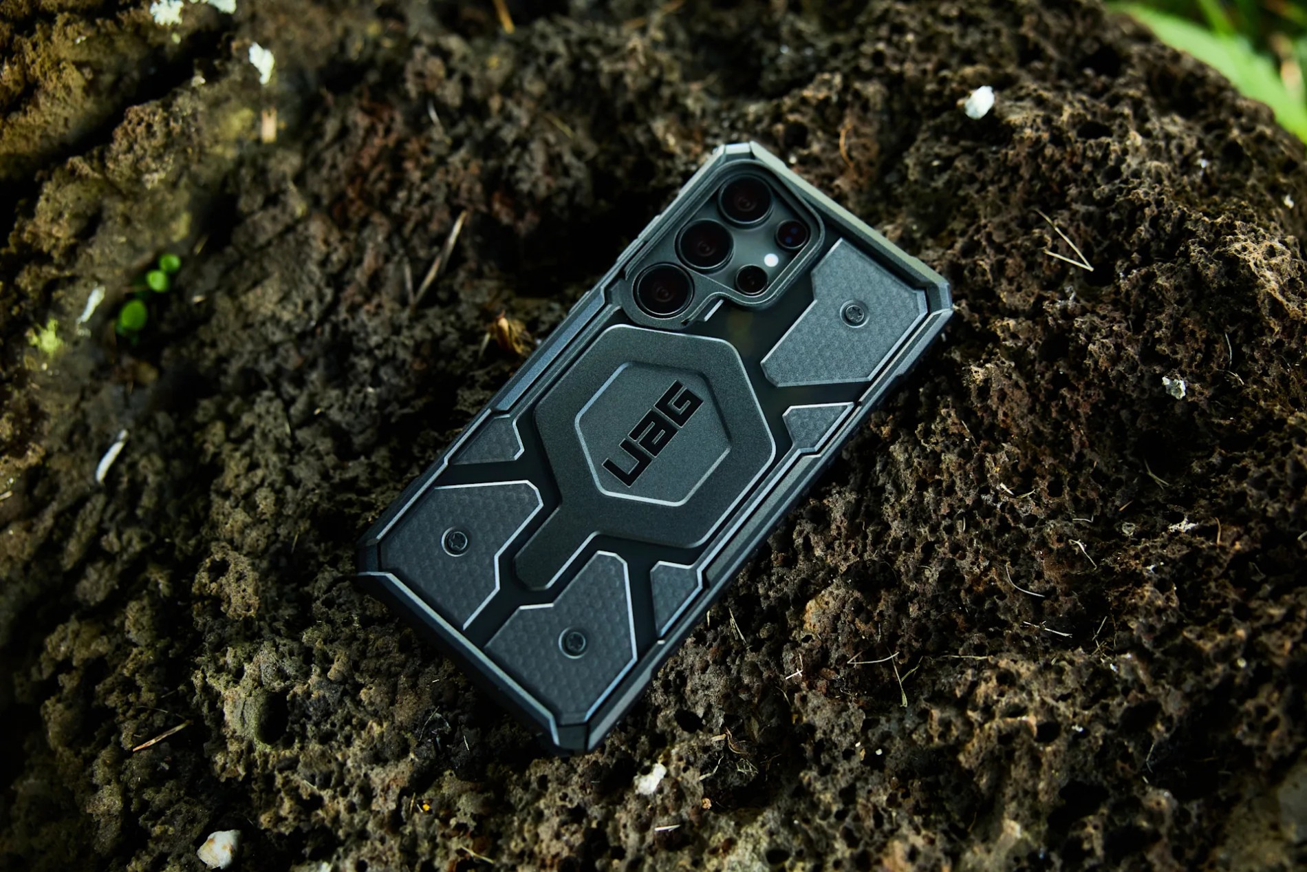 1_uag_pathfinder_clear_samsung_galaxy_s25_ultra_s25_plus_s25