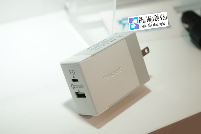 Sạc 2 cổng Tronsmart W2DT - USB-C Power Delivery, Quick Charge 3.0, 48W
