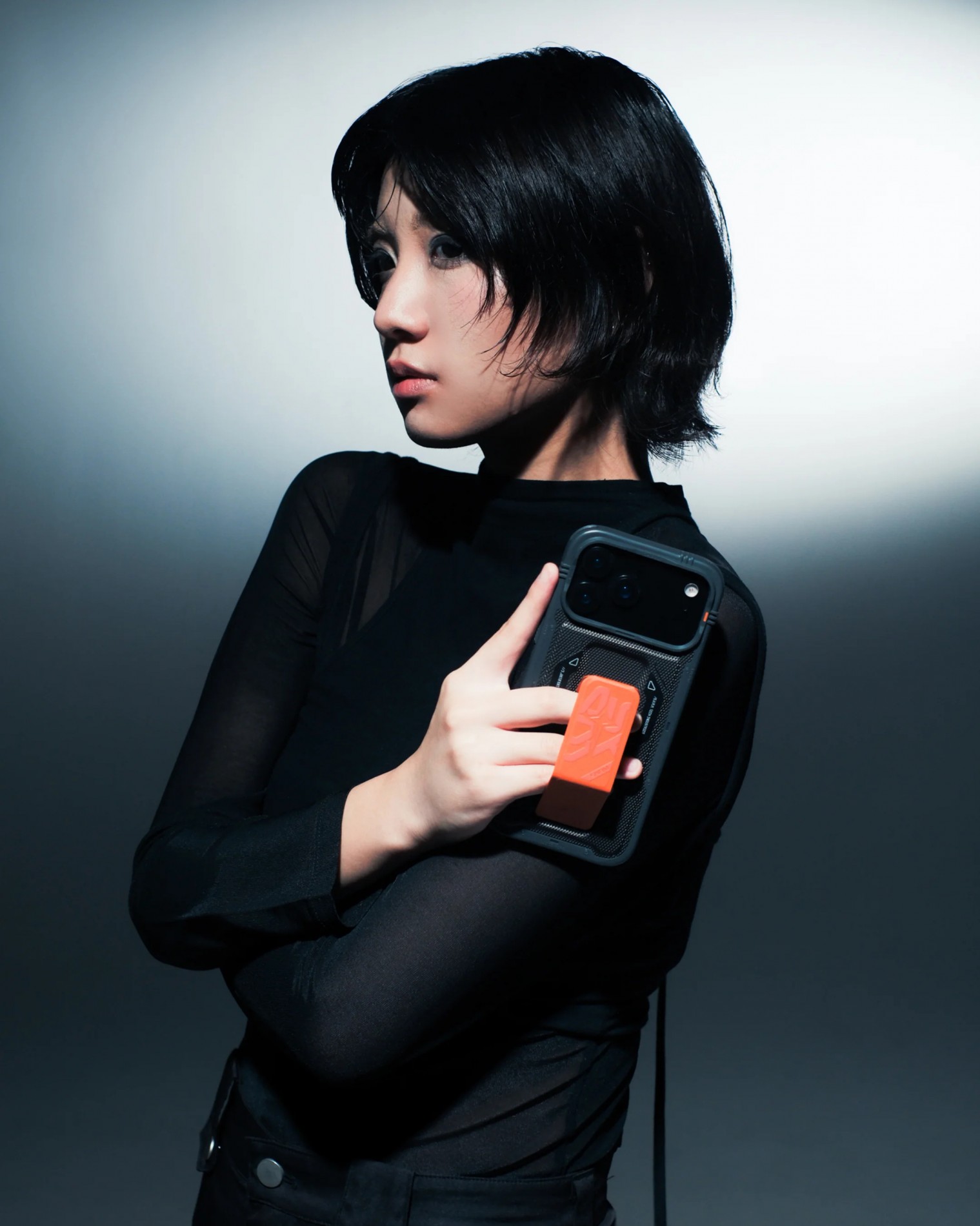 skinarma_phantom_iphone_17_pro_max_iphone_air