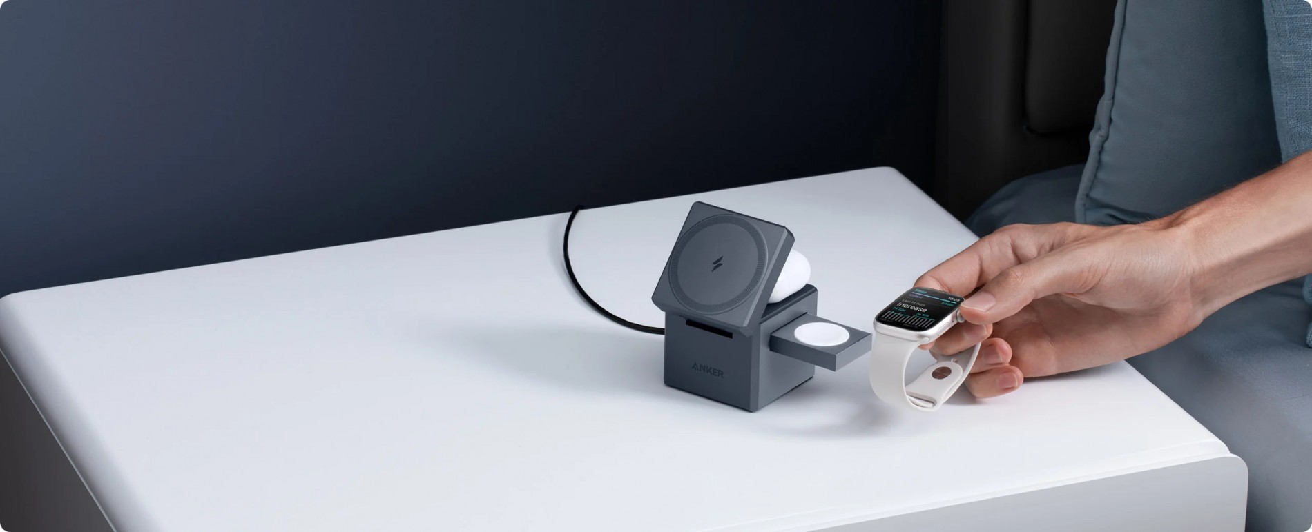 6_anker_3_in_1_cube_with_magsafe_y1811